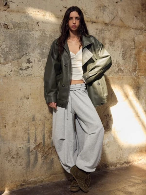 Obrázek produktu Stradivarius Oversize Bunda S Imitací Kůže Khaki