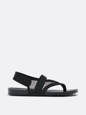 Obrázek produktu Stradivarius Ploché Sandály Thong Mesh Černá