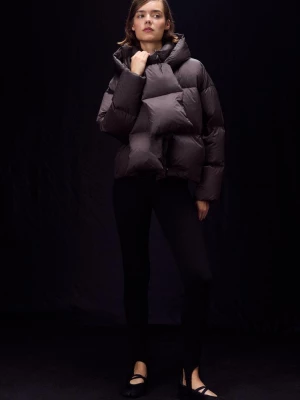 Obrázek produktu Stradivarius Prošívaná Péřová Bunda Se Šálou Hnědá