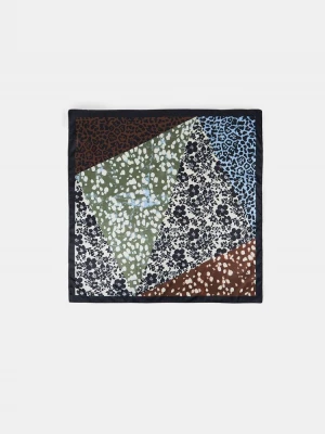 Obrázek produktu Stradivarius Šátek S Kombinovaným Potiskem Black