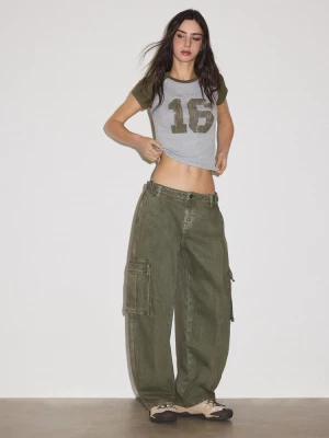Obrázek produktu Stradivarius Tričko S Krátkým Rukávem A Potiskem Khaki