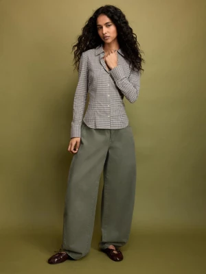Obrázek produktu Stradivarius Vypasovaná Základní Košile Brown