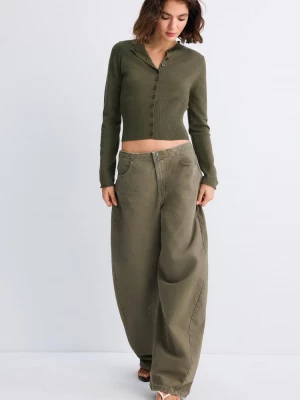Obrázek produktu Stradivarius Vypasovaný Kardigan Se Stojáčkem Khaki