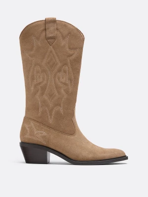 Obrázek produktu Stradivarius Kožené Kozačky Cowboy Na Podpatku Béžová