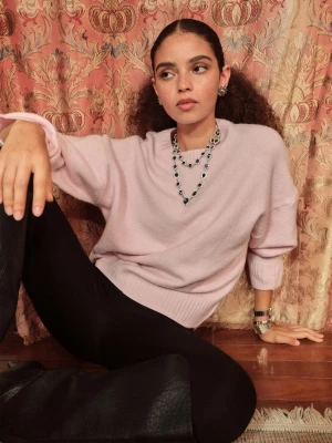 Obrázek produktu Stradivarius Základní Úpletový Svetr S Jemným Omakem Pastel Pink