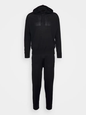 Obrázek produktu Tepláková souprava Emporio Armani