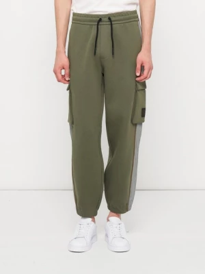 Obrázek produktu Teplákové kalhoty EA7 Emporio Armani světle zelená
