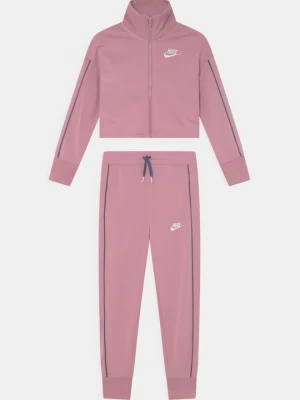 Obrázek produktu Teplákové kalhoty Nike růžová