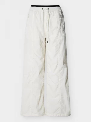 Obrázek produktu Teplákové kalhoty Tommy Jeans