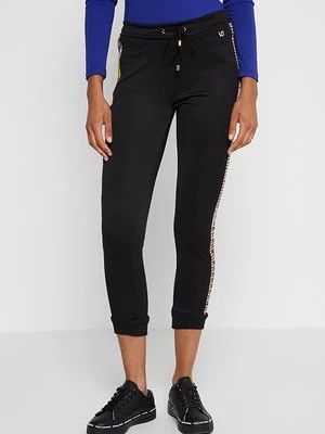 Obrázek produktu Teplákové kalhoty Versace Jeans Couture černá