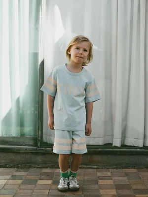 Obrázek produktu Tinycottons Dětské bavlněné šortky Tinycottons STRIPES LOGO SHORT modrá