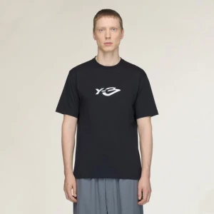 Obrázek produktu TRIČKO S KRÁTKÝM RUKÁVEM Y-3 LIQUID LOGO Adidas černá