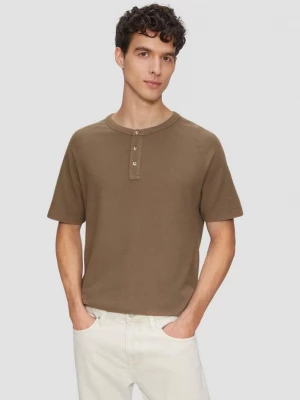 Obrázek produktu Tričko s vaflovou strukturou a výstřihem Henley s.Oliver hnědá