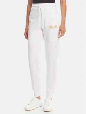 Obrázek produktu Versace Jeans Couture Teplákové kalhoty 78HAAT06 Bílá Regular Fit