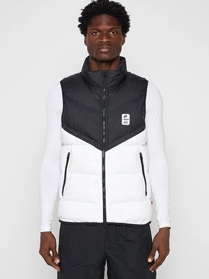 Obrázek produktu Vesta Nike černá
