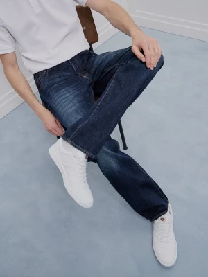 Obrázek produktu Volné džíny Armani Exchange tmavě modrá
