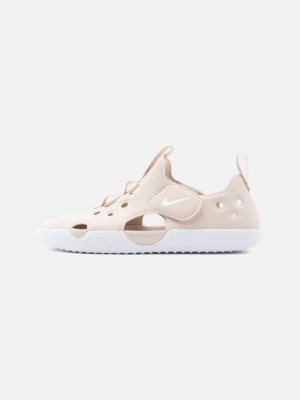 Obrázek produktu Vycházkové sandály Nike