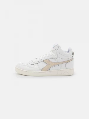 Obrázek produktu Vysoké tenisky Diadora