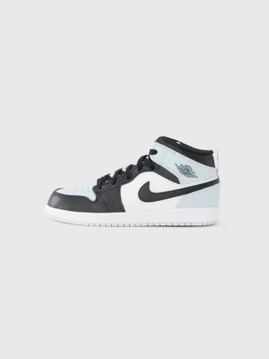 Obrázek produktu Vysoké tenisky Jordan černá
