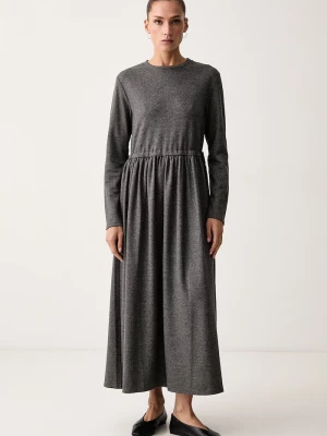 Obrázek produktu Weekend Max Mara šaty s viskózou WKDVETTURA