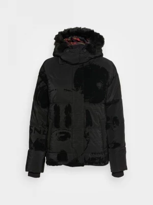 Obrázek produktu Zimní bunda Desigual černá
