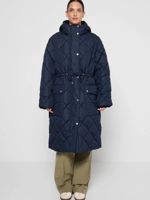 Obrázek produktu Zimní kabát Barbour tmavě modrá