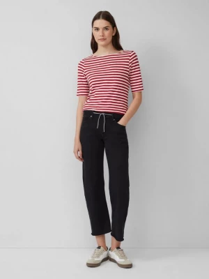 Obrázek produktu Zkrácené džíny Karolin / Regular Fit / Mid Rise / Straight Leg / nezačištěný okraj s.Oliver černá