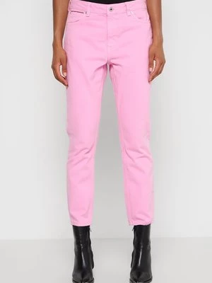 Obrázek produktu Zúžené džíny Pepe Jeans růžová